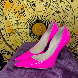 Pink Guess Pumps